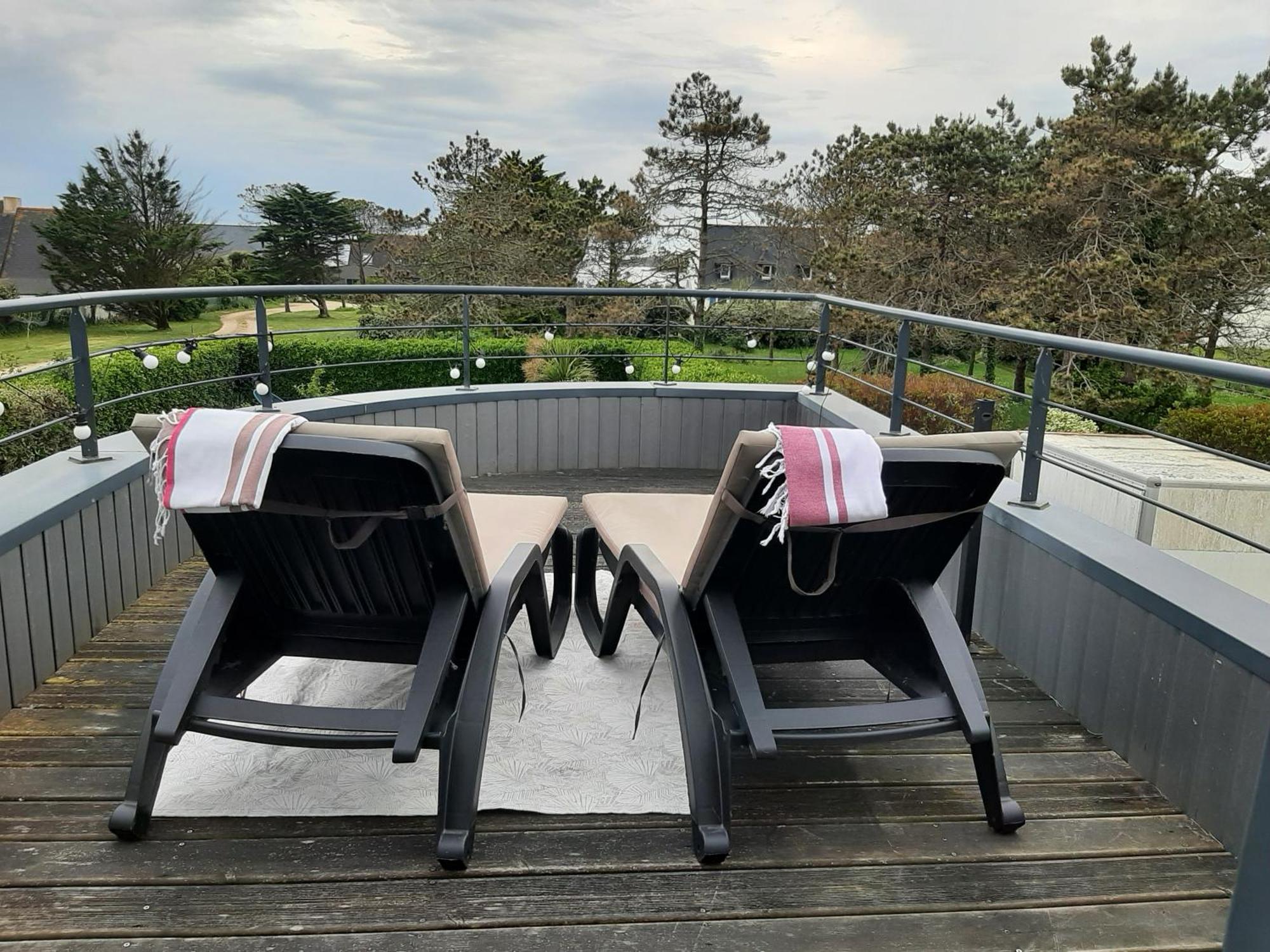 Maison Chaleureuse Bord De Mer Primelin Exteriör bild